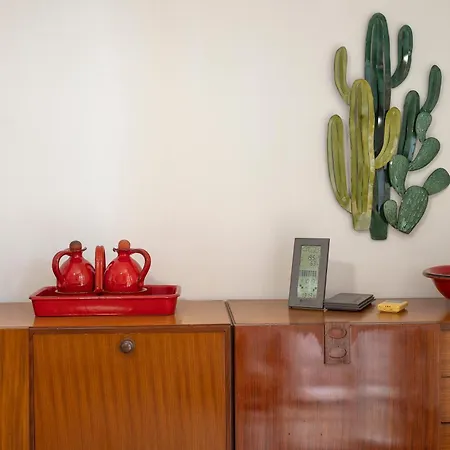 Guesthost - Seaside Serenity Flat With Terrace! شقة *