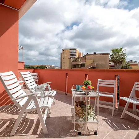 Guesthost - Seaside Serenity Flat With Terrace! Alghero