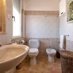Guesthost - Seaside Serenity Flat With Terrace!