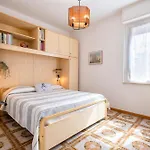 דירה Guesthost - Seaside Serenity Flat With Terrace! אלגהרו