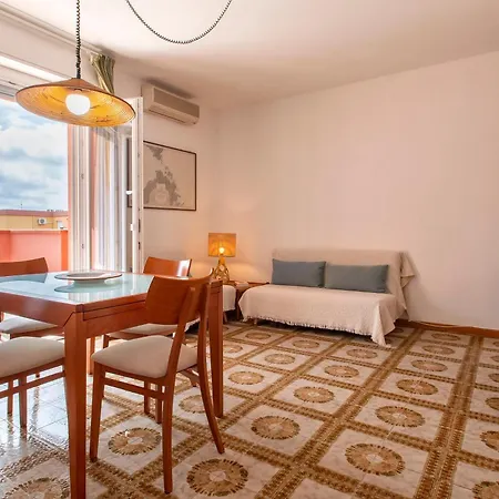 Seaside Serenity Flat With Terrace! Apartment