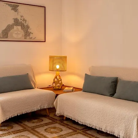 Seaside Serenity Flat With Terrace! Appartamento Alghero