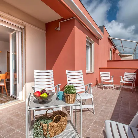 Seaside Serenity Flat With Terrace! 公寓 阿尔盖罗