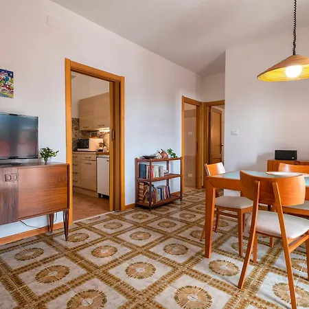 Seaside Serenity Flat With Terrace!